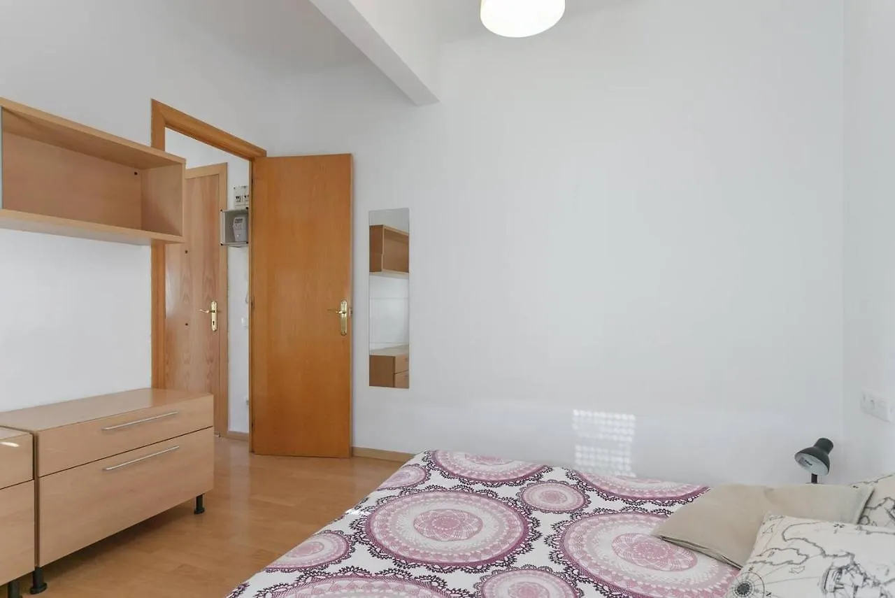 Aparteasy - Lightly, Central And Quiet Apartment Barselona